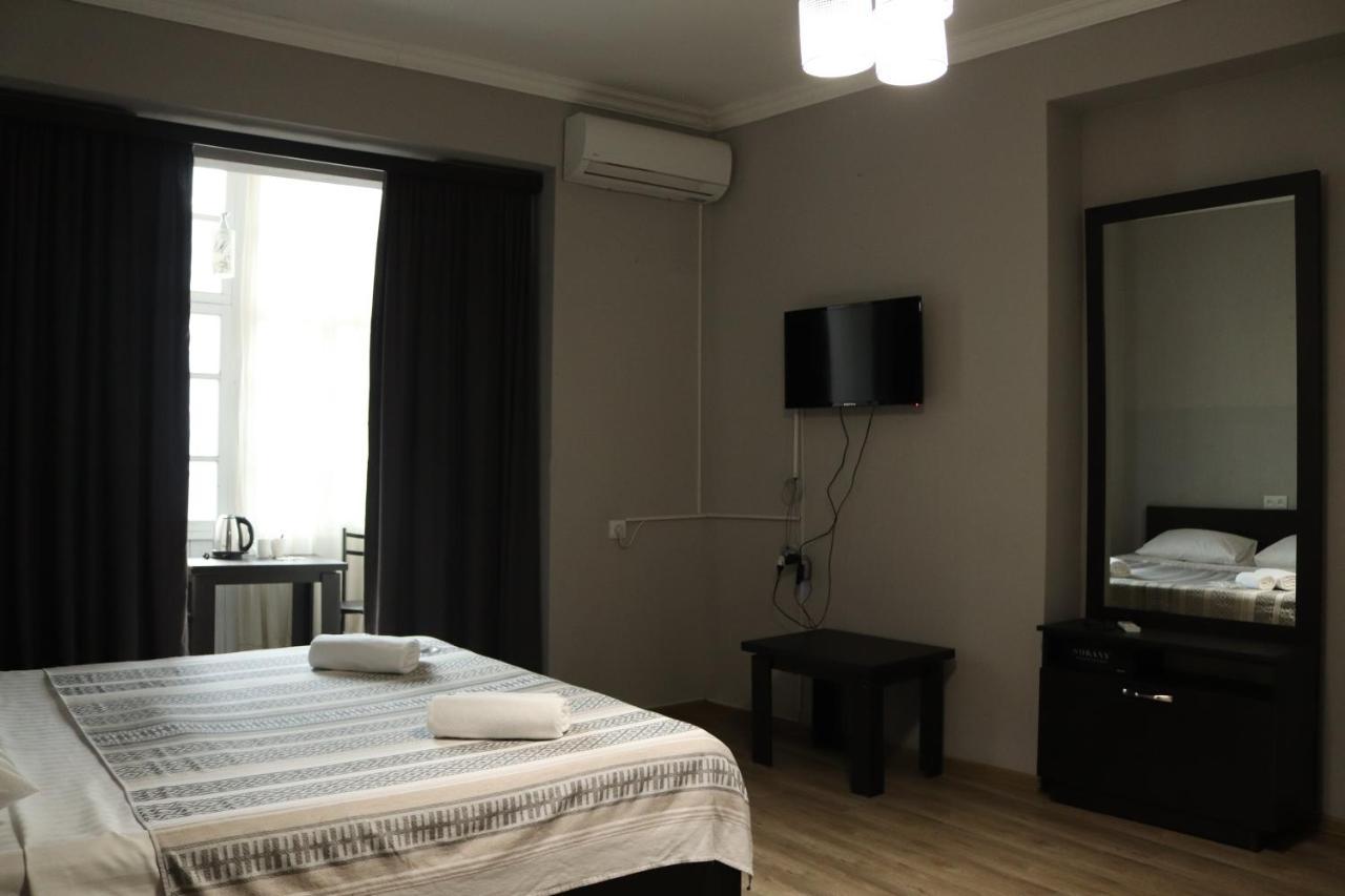 Erekle 8/10 Apartment Tbilisi Ngoại thất bức ảnh
