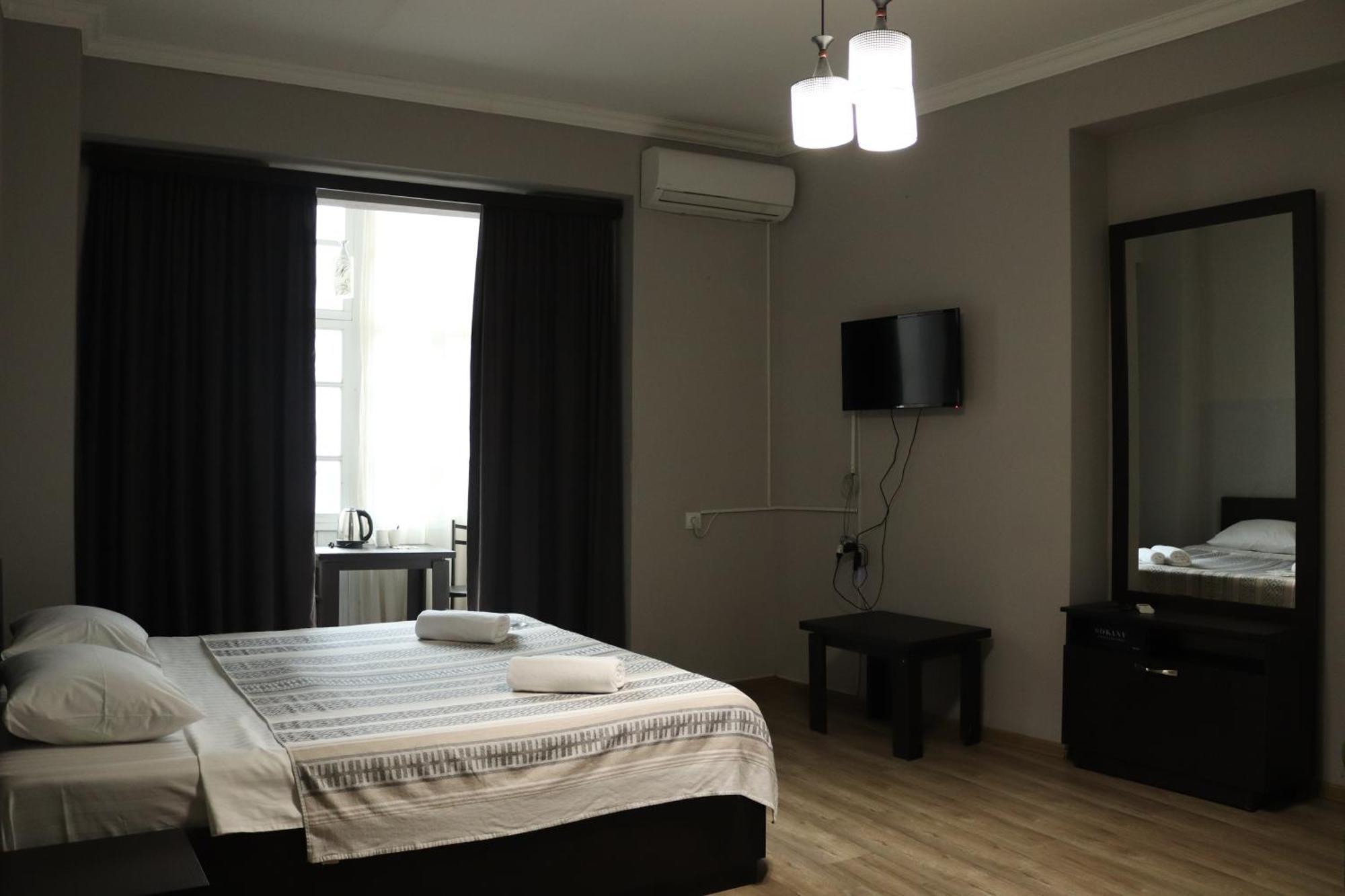 Erekle 8/10 Apartment Tbilisi Ngoại thất bức ảnh