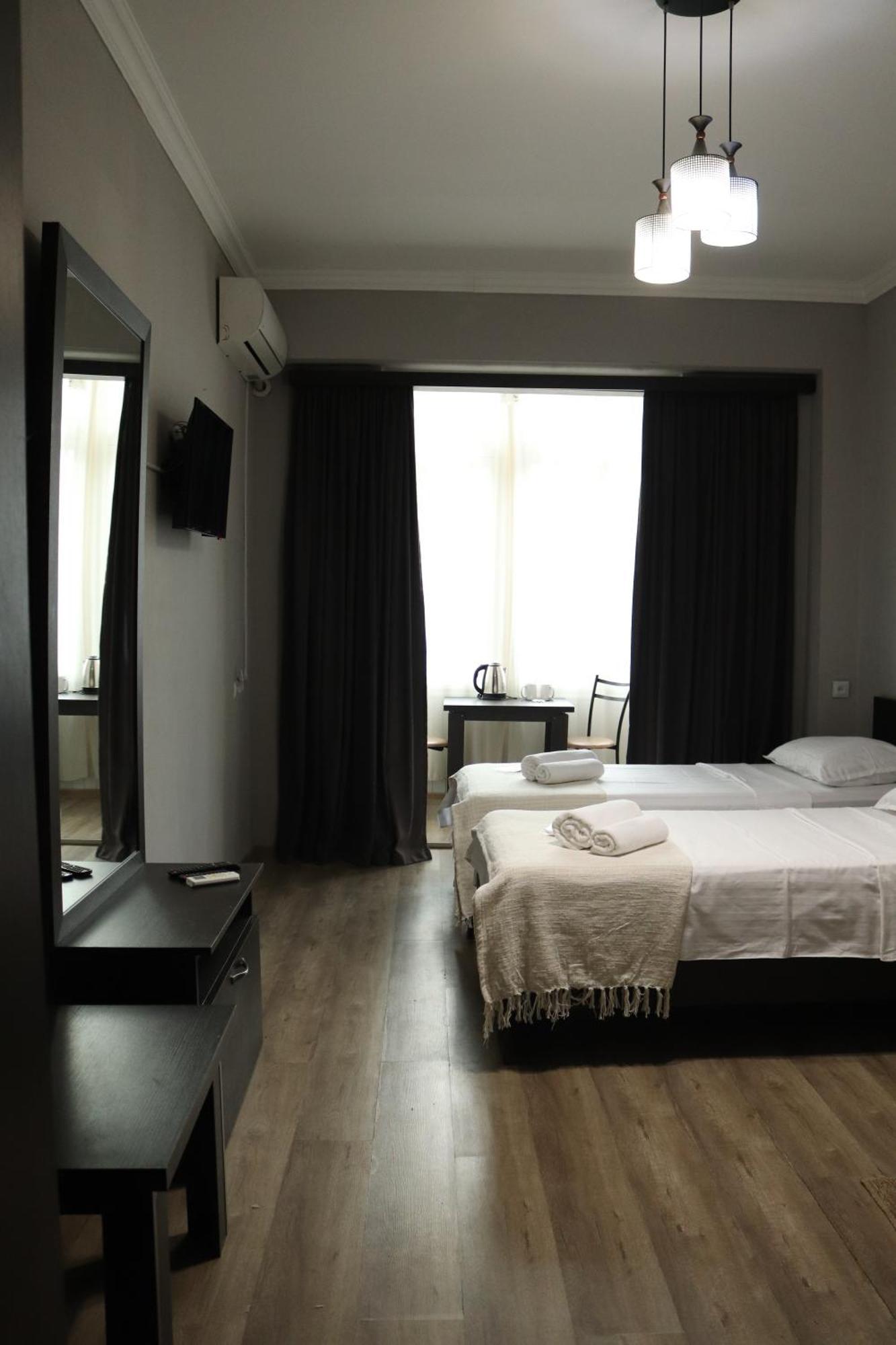 Erekle 8/10 Apartment Tbilisi Ngoại thất bức ảnh